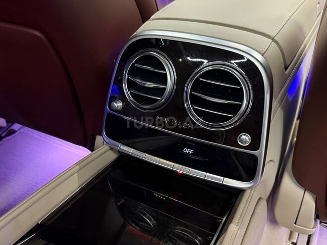 Mercedes-Maybach  2018, 49,000 km - 4.0 l - Bakı