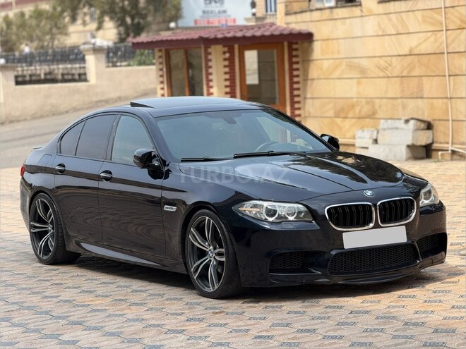 BMW 528 2014, 175,000 km - 2.0 л - Gəncə