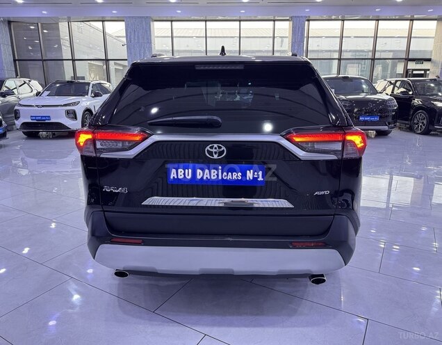 Toyota RAV4 2020, 134,900 km - 2.0 l - Bakı