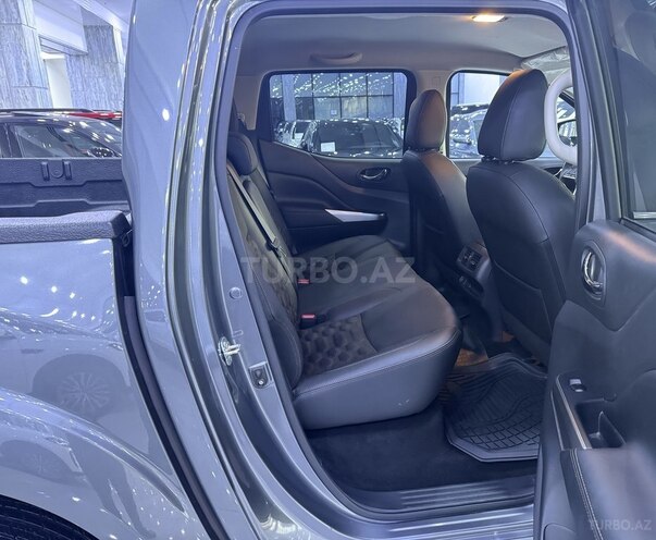 Nissan Navara 2024, 1,300 km - 2.5 l - Bakı