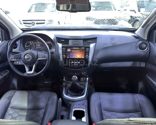 Nissan Navara 2024, 1,300 km - 2.5 l - Bakı