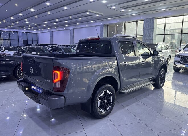 Nissan Navara 2024, 1,300 km - 2.5 l - Bakı