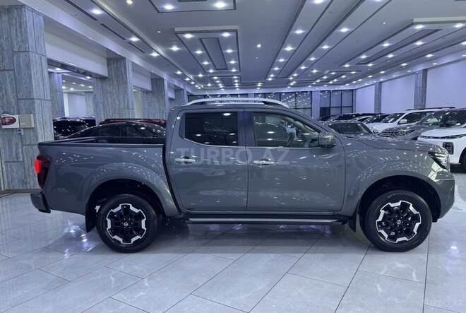 Nissan Navara 2024, 1,300 km - 2.5 l - Bakı