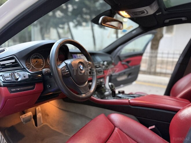 BMW 528 2011, 270,000 km - 3.0 l - Sumqayıt