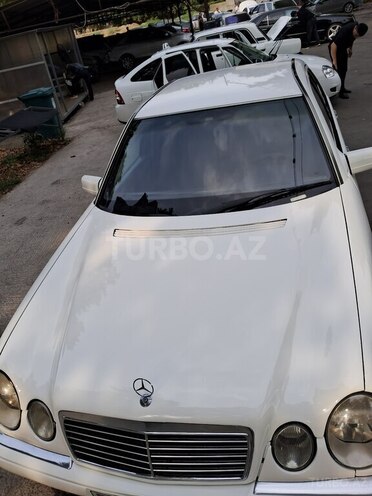 Mercedes E 230 1996, 453,288 km - 2.3 l - Mingəçevir