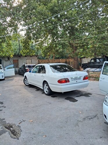 Mercedes E 230 1996, 453,288 km - 2.3 l - Mingəçevir