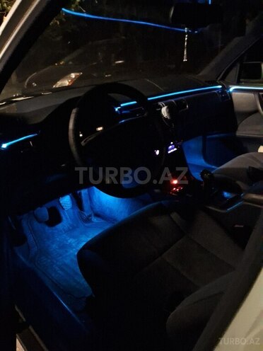 Mercedes E 230 1996, 453,288 km - 2.3 l - Mingəçevir