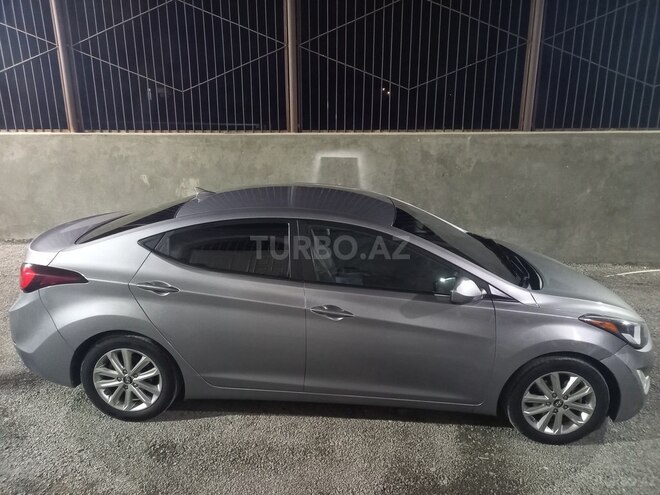 Hyundai Elantra 2015, 175,418 km - 1.8 l - Gəncə