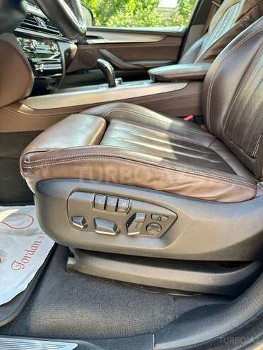 BMW X5 2018, 135,070 km - 3.0 л - Bakı
