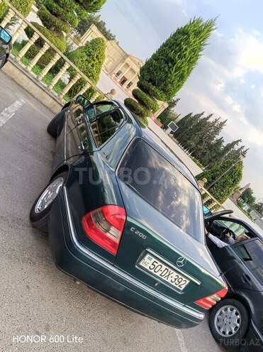 Mercedes C 200 1997, 335,000 km - 2.0 l - Saatlı
