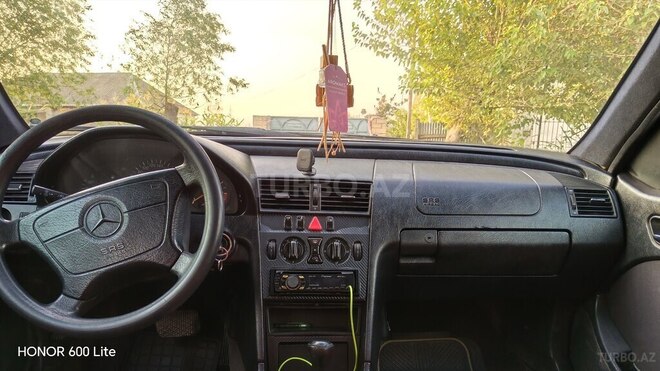 Mercedes C 200 1997, 335,000 km - 2.0 l - Saatlı