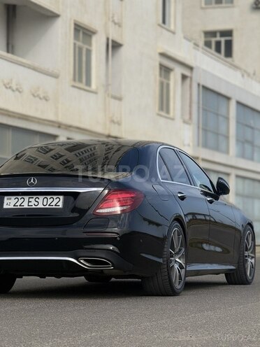 Mercedes E 300 e 2018, 100,000 km - 2.0 л - Bakı