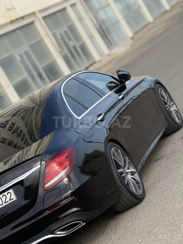 Mercedes E 300 e 2018, 100,000 km - 2.0 л - Bakı