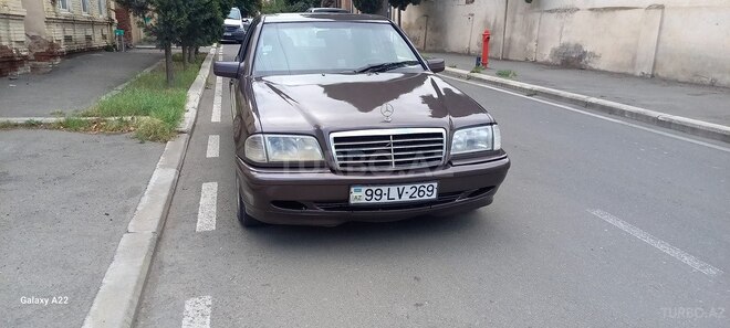Mercedes C 180 1995, 325,000 km - 1.8 l - Gəncə
