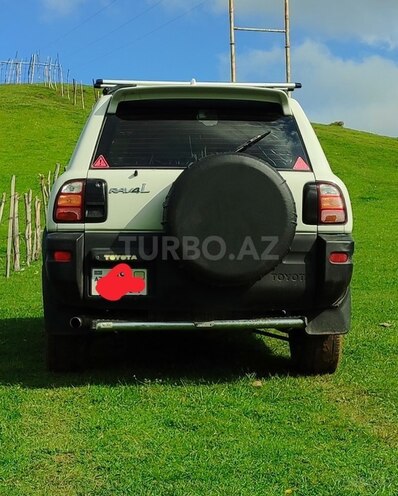 Toyota RAV4 1996, 230,258 km - 2.0 l - Lerik