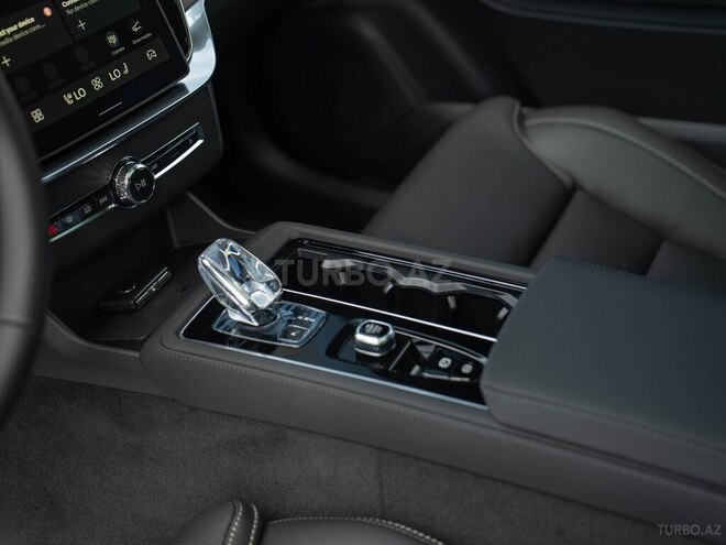 Volvo XC90 2026, 0 km - 2.0 л - Bakı