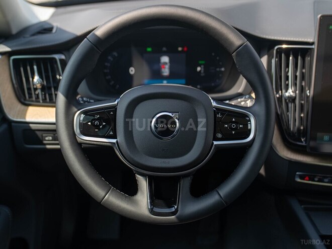 Volvo XC60 2025, 0 km - 2.0 l - Bakı