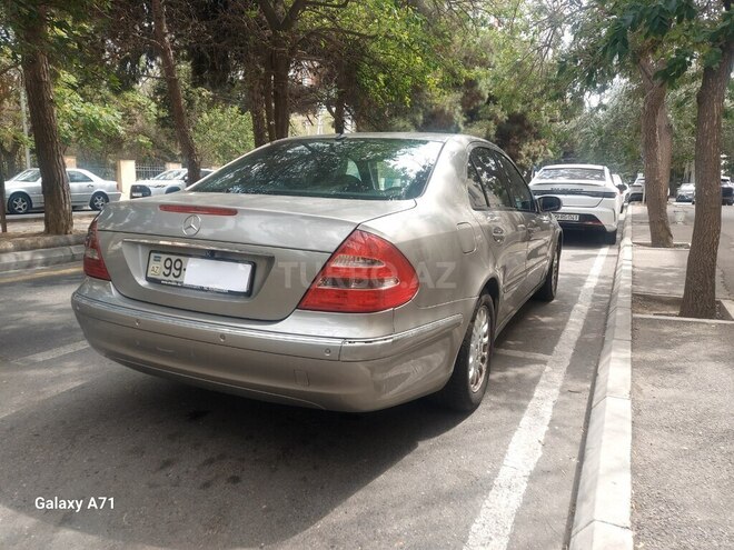 Mercedes E 270 2005, 415,000 km - 2.7 l - Bakı