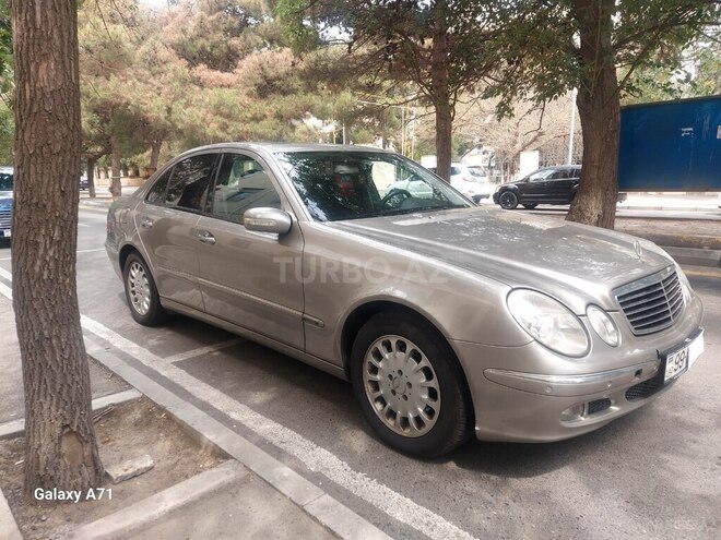 Mercedes E 270 2005, 415,000 km - 2.7 l - Bakı
