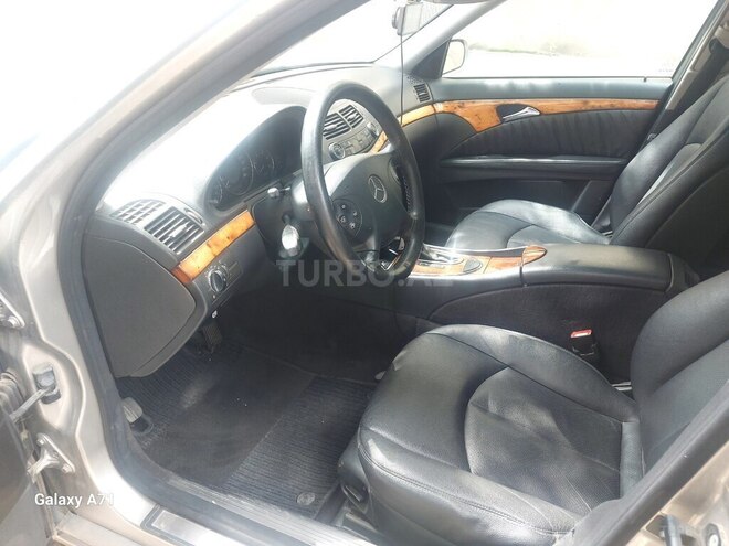 Mercedes E 270 2005, 415,000 km - 2.7 l - Bakı