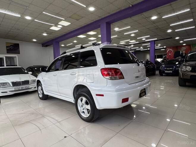 Mitsubishi Outlander 2005, 208,000 km - 2.4 л - Sumqayıt