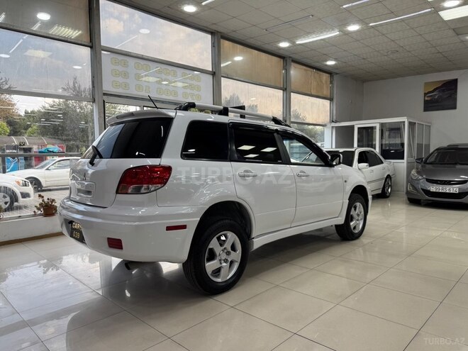 Mitsubishi Outlander 2005, 208,000 km - 2.4 л - Sumqayıt