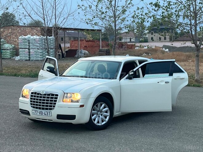 Chrysler 300C 2007, 325,000 km - 2.7 l - Qazax