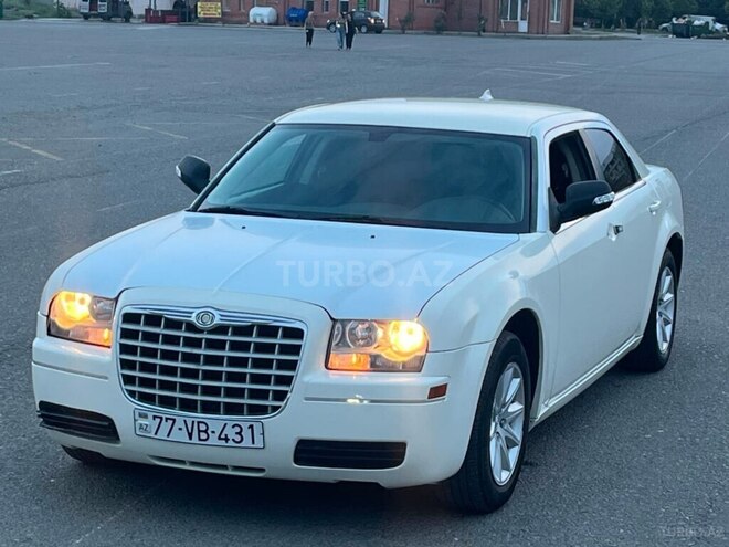 Chrysler 300C 2007, 325,000 km - 2.7 l - Qazax