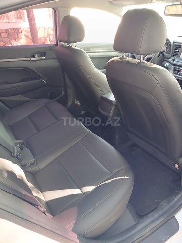 Hyundai Avante 2017, 198,000 km - 1.6 l - Gəncə