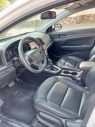 Hyundai Avante 2017, 198,000 km - 1.6 l - Gəncə