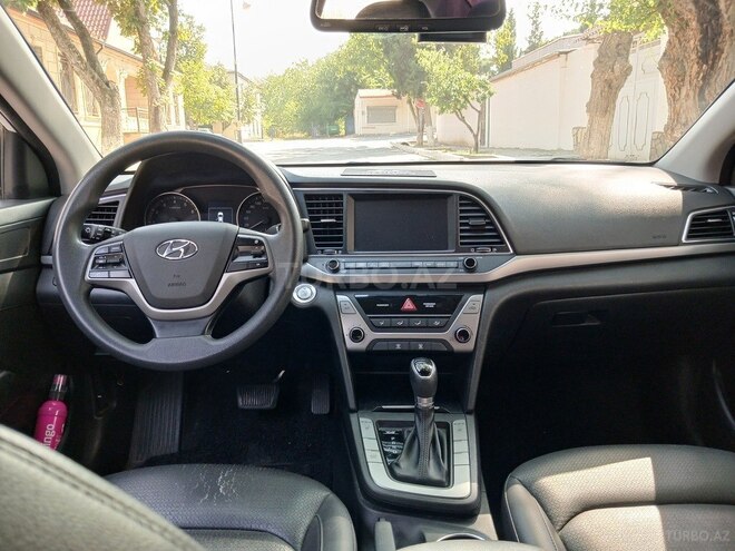 Hyundai Avante 2017, 198,000 km - 1.6 l - Gəncə