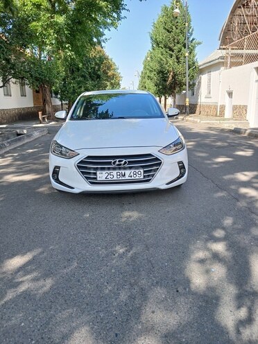 Hyundai Avante 2017, 198,000 km - 1.6 l - Gəncə