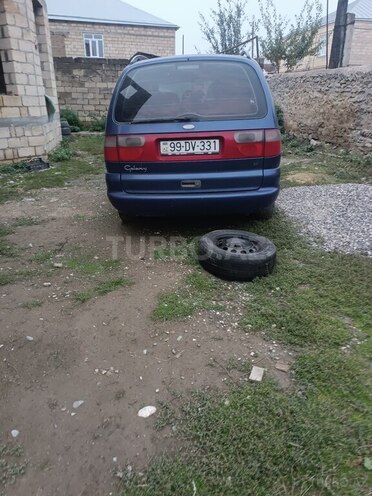 Ford Galaxy 1996, 300,000 km - 2.0 л - Quba