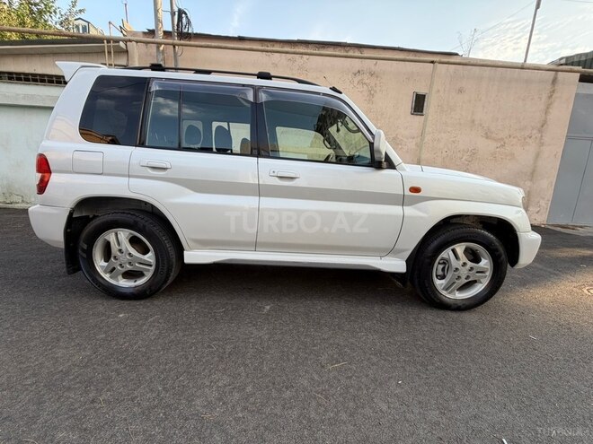 Mitsubishi Pajero io 2001, 239,000 km - 1.8 l - Bakı