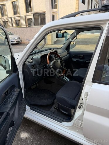 Mitsubishi Pajero io 2001, 239,000 km - 1.8 l - Bakı
