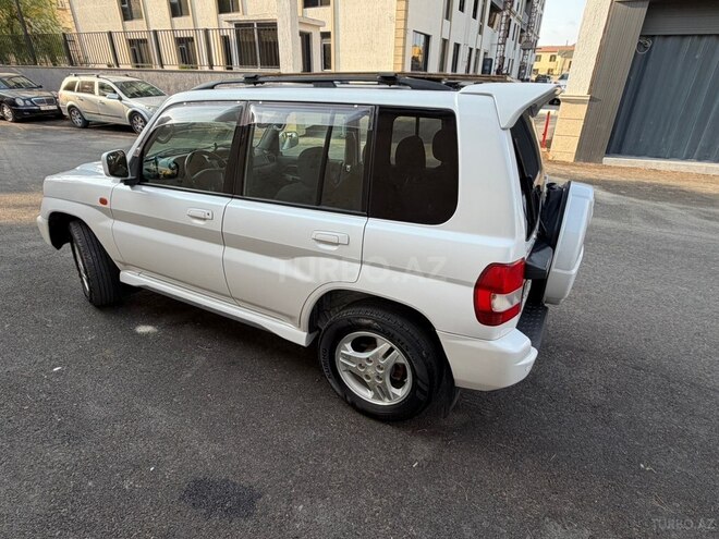 Mitsubishi Pajero io 2001, 239,000 km - 1.8 l - Bakı