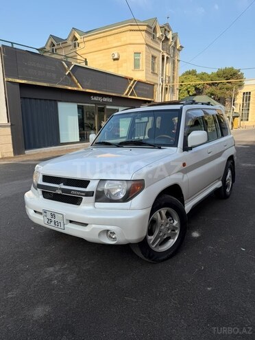 Mitsubishi Pajero io 2001, 239,000 km - 1.8 l - Bakı