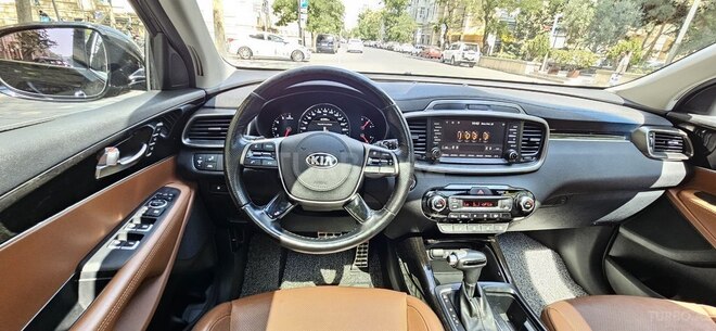 Kia Sorento 2018, 177,000 km - 2.0 l - Bakı