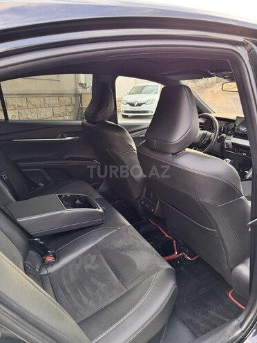 Toyota Camry 2024, 33,000 km - 2.0 l - Bakı
