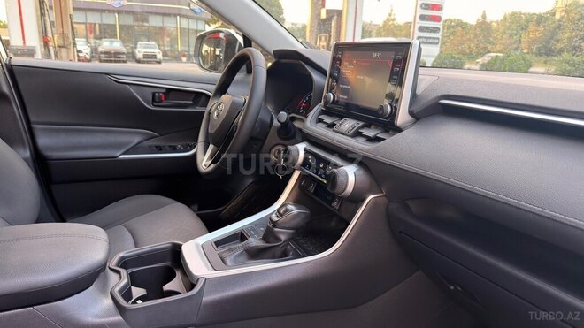 Toyota RAV4 2020, 36,000 km - 2.0 л - Bakı