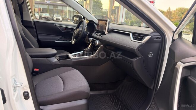 Toyota RAV4 2020, 36,000 km - 2.0 л - Bakı