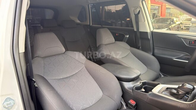 Toyota RAV4 2020, 36,000 km - 2.0 л - Bakı