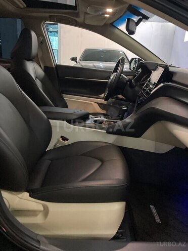 Toyota Camry 2023, 19,000 km - 2.5 l - Bakı