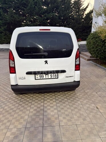 Peugeot Partner 2013, 306,000 km - 1.6 л - Bakı