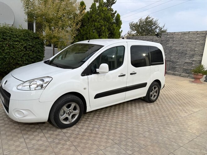 Peugeot Partner 2013, 306,000 km - 1.6 л - Bakı