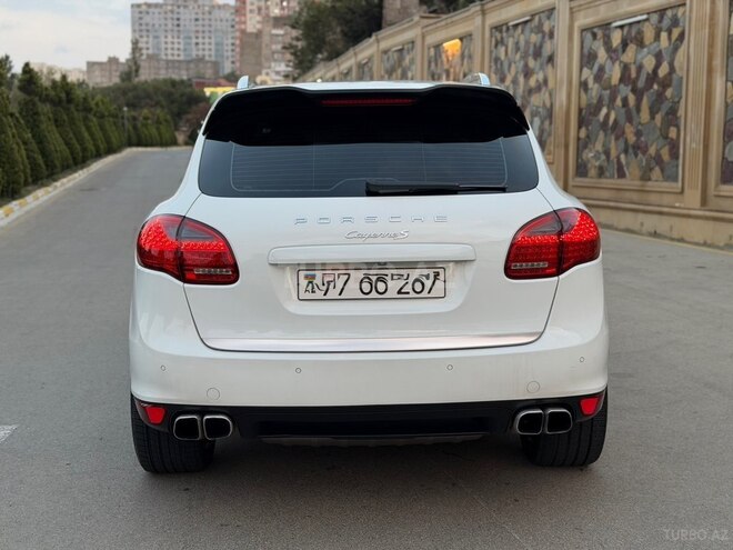 Porsche Cayenne S 2014, 168,150 km - 3.6 l - Bakı