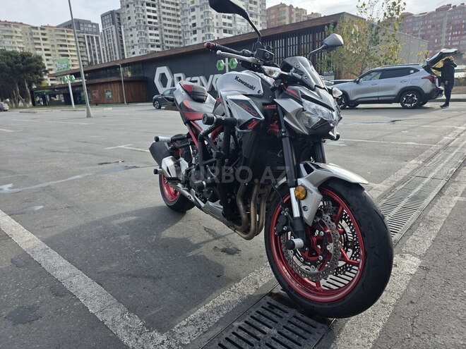 Kawasaki  2022, 17,000 km - 1.0 l - Bakı
