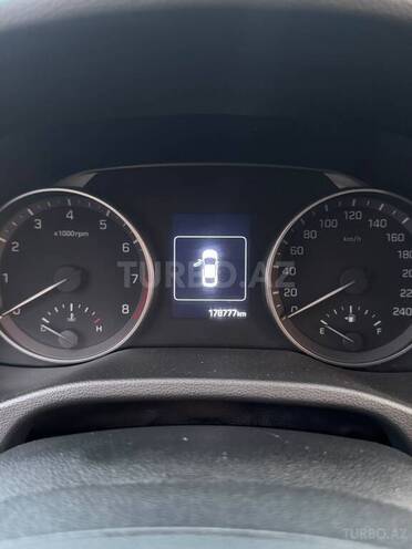 Hyundai Avante 2017, 178,000 km - 1.6 l - Bakı