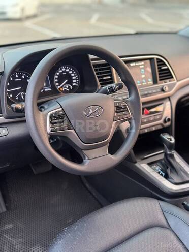 Hyundai Avante 2017, 178,000 km - 1.6 l - Bakı