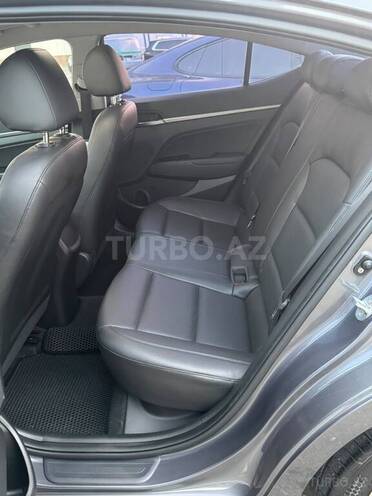 Hyundai Avante 2017, 178,000 km - 1.6 l - Bakı